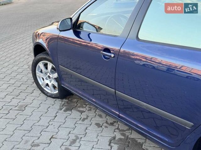 Синий Шкода Октавия, объемом двигателя 2 л и пробегом 300 тыс. км за 5700 $, фото 48 на Automoto.ua