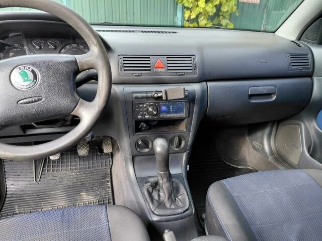 Шкода Октавия 2005 в Киеве на Automoto.ua Синий Шкода Октавия, объемом двигателя 1.6 л и пробегом 224 тыс. км за 4600 $, фото 3 на Automoto.ua