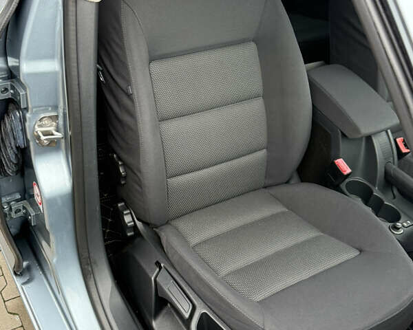 Синій Шкода Октавія, об'ємом двигуна 1.6 л та пробігом 180 тис. км за 6800 $, фото 33 на Automoto.ua