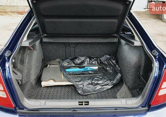 Шкода Октавія 2006 у Києві на Automoto.ua Синій Шкода Октавія, об'ємом двигуна 1.6 л та пробігом 289 тис. км за 4600 $, фото 8 на Automoto.ua