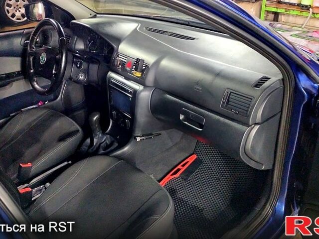 Синій Шкода Октавія, об'ємом двигуна 16 л та пробігом 274 тис. км за 5700 $, фото 11 на Automoto.ua