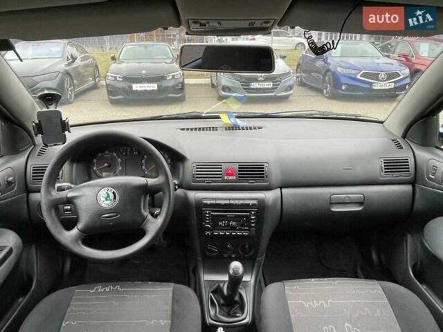 Синий Шкода Октавия, объемом двигателя 1.6 л и пробегом 289 тыс. км за 4990 $, фото 11 на Automoto.ua