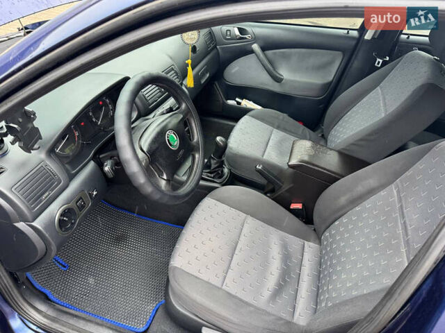 Синій Шкода Октавія, об'ємом двигуна 1.6 л та пробігом 276 тис. км за 5200 $, фото 13 на Automoto.ua