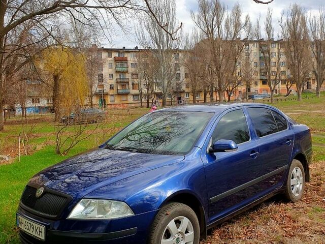 Синий Шкода Октавия, объемом двигателя 2 л и пробегом 139 тыс. км за 8500 $, фото 1 на Automoto.ua