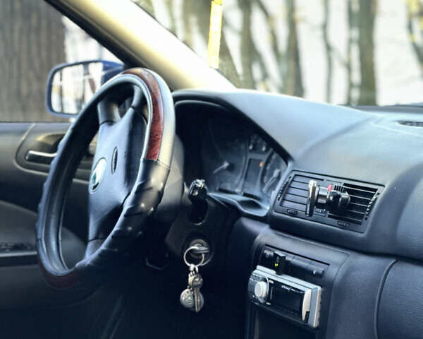 Синий Шкода Октавия, объемом двигателя 1.78 л и пробегом 372 тыс. км за 3800 $, фото 4 на Automoto.ua