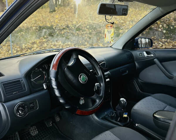 Синий Шкода Октавия, объемом двигателя 1.78 л и пробегом 372 тыс. км за 3800 $, фото 8 на Automoto.ua