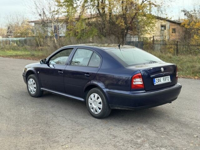 Синій Шкода Октавія, об'ємом двигуна 1.6 л та пробігом 260 тис. км за 1550 $, фото 5 на Automoto.ua