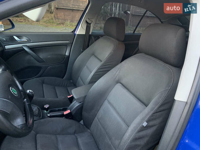 Синий Шкода Октавия, объемом двигателя 1.6 л и пробегом 243 тыс. км за 3950 $, фото 11 на Automoto.ua