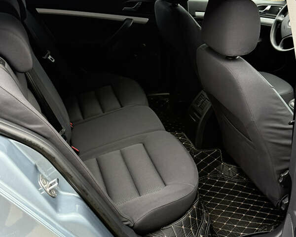 Синій Шкода Октавія, об'ємом двигуна 1.6 л та пробігом 180 тис. км за 6800 $, фото 37 на Automoto.ua