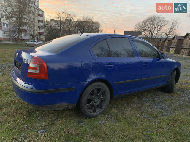 Синий Шкода Октавия, объемом двигателя 1.6 л и пробегом 243 тыс. км за 3950 $, фото 6 на Automoto.ua