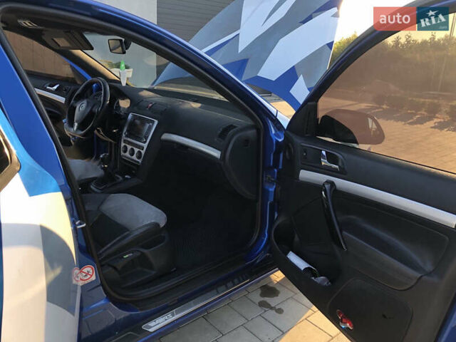 Шкода Октавия 2006 в Виноградове на Automoto.ua Синий Шкода Октавия, объемом двигателя 1.98 л и пробегом 280 тыс. км за 8000 $, фото 12 на Automoto.ua