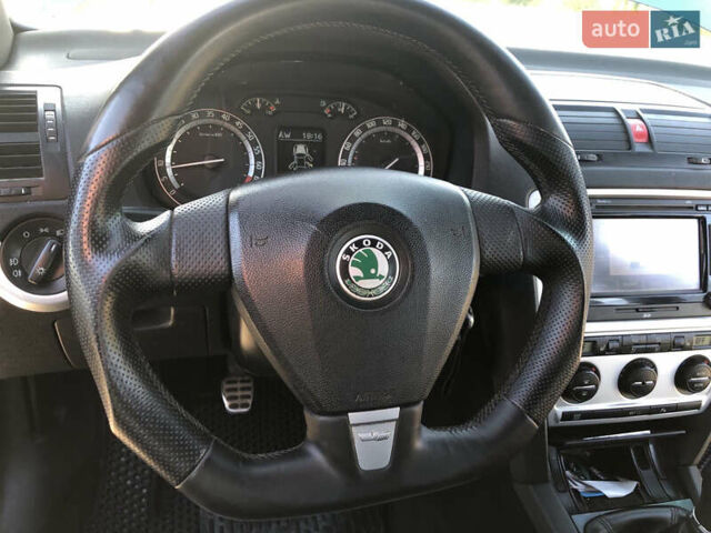 Шкода Октавия 2006 в Виноградове на Automoto.ua Синий Шкода Октавия, объемом двигателя 1.98 л и пробегом 280 тыс. км за 8000 $, фото 14 на Automoto.ua
