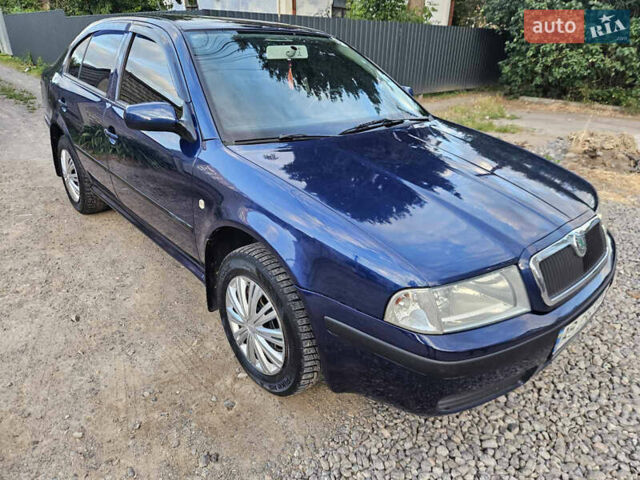 Синий Шкода Октавия, объемом двигателя 1.6 л и пробегом 324 тыс. км за 4350 $, фото 6 на Automoto.ua