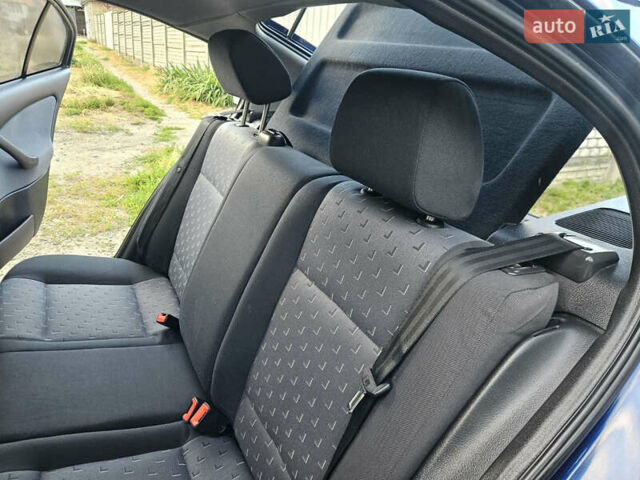 Синий Шкода Октавия, объемом двигателя 1.6 л и пробегом 324 тыс. км за 4350 $, фото 32 на Automoto.ua