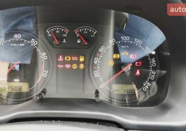 Шкода Октавія 2006 у Києві на Automoto.ua Синій Шкода Октавія, об'ємом двигуна 1.6 л та пробігом 289 тис. км за 4600 $, фото 7 на Automoto.ua