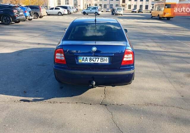 Синий Шкода Октавия, объемом двигателя 1.6 л и пробегом 274 тыс. км за 4000 $, фото 4 на Automoto.ua