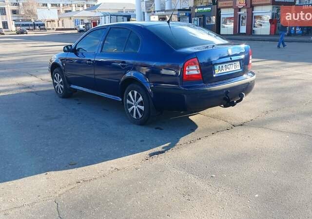 Синий Шкода Октавия, объемом двигателя 1.6 л и пробегом 274 тыс. км за 4000 $, фото 5 на Automoto.ua