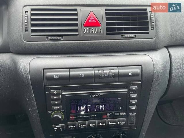 Синий Шкода Октавия, объемом двигателя 1.6 л и пробегом 289 тыс. км за 4990 $, фото 20 на Automoto.ua