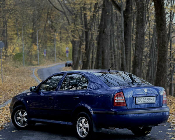 Синий Шкода Октавия, объемом двигателя 1.78 л и пробегом 372 тыс. км за 3800 $, фото 2 на Automoto.ua