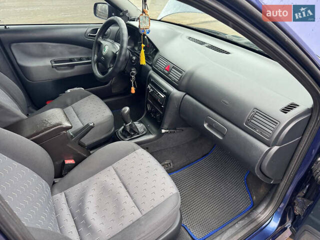 Синій Шкода Октавія, об'ємом двигуна 1.6 л та пробігом 276 тис. км за 5200 $, фото 14 на Automoto.ua