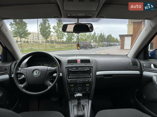 Синій Шкода Октавія, об'ємом двигуна 1.98 л та пробігом 312 тис. км за 5999 $, фото 21 на Automoto.ua