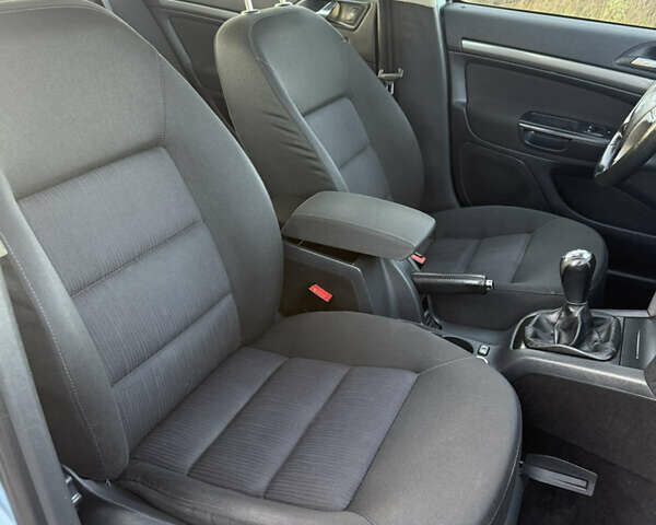 Синий Шкода Октавия, объемом двигателя 1.6 л и пробегом 214 тыс. км за 6550 $, фото 27 на Automoto.ua