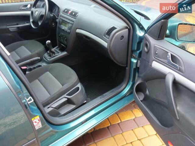 Синій Шкода Октавія, об'ємом двигуна 1.6 л та пробігом 212 тис. км за 6700 $, фото 11 на Automoto.ua