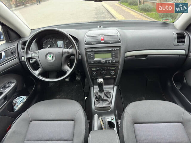 Синий Шкода Октавия, объемом двигателя 1.6 л и пробегом 223 тыс. км за 7099 $, фото 21 на Automoto.ua