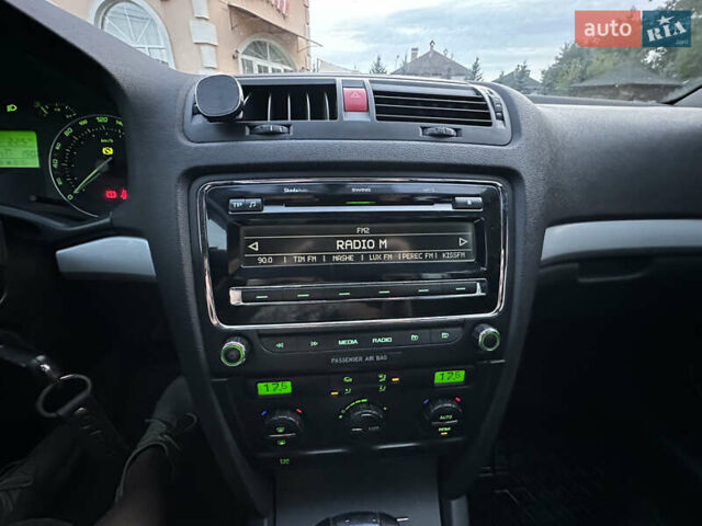 Синій Шкода Октавія, об'ємом двигуна 1.98 л та пробігом 312 тис. км за 5800 $, фото 35 на Automoto.ua