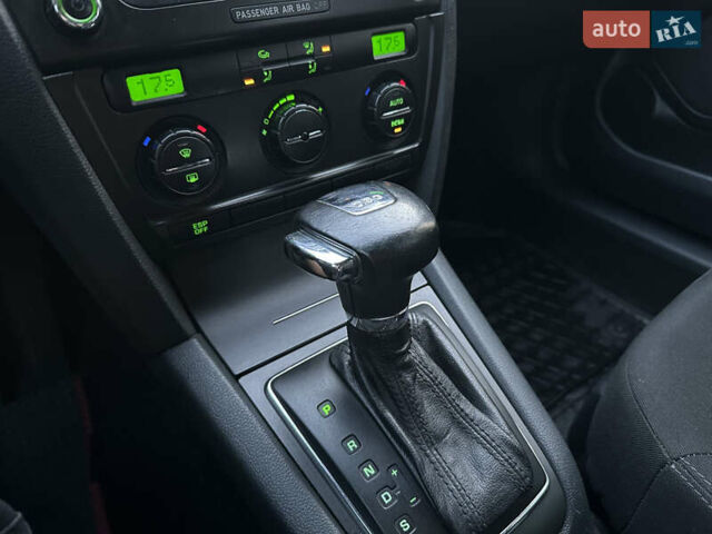 Синій Шкода Октавія, об'ємом двигуна 1.98 л та пробігом 312 тис. км за 5800 $, фото 39 на Automoto.ua