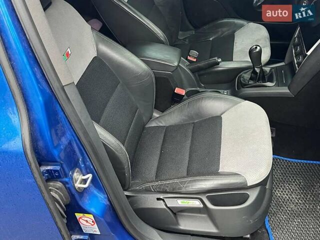 Синий Шкода Октавия, объемом двигателя 2 л и пробегом 342 тыс. км за 7290 $, фото 30 на Automoto.ua