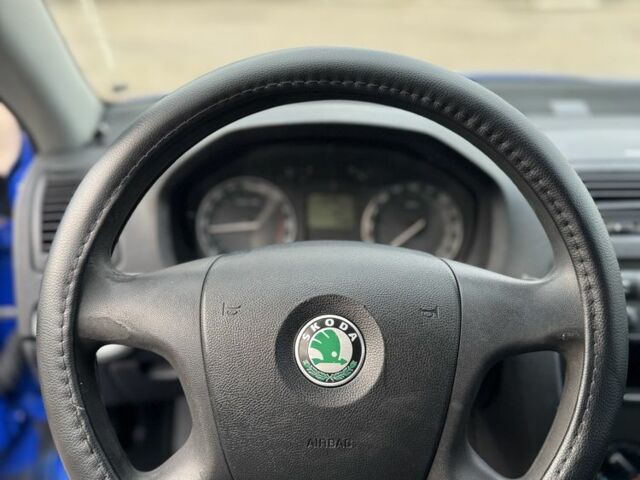 Синий Шкода Октавия, объемом двигателя 1.9 л и пробегом 250 тыс. км за 2850 $, фото 13 на Automoto.ua