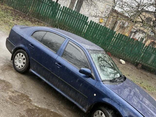 Синий Шкода Октавия, объемом двигателя 1.6 л и пробегом 306 тыс. км за 4200 $, фото 2 на Automoto.ua