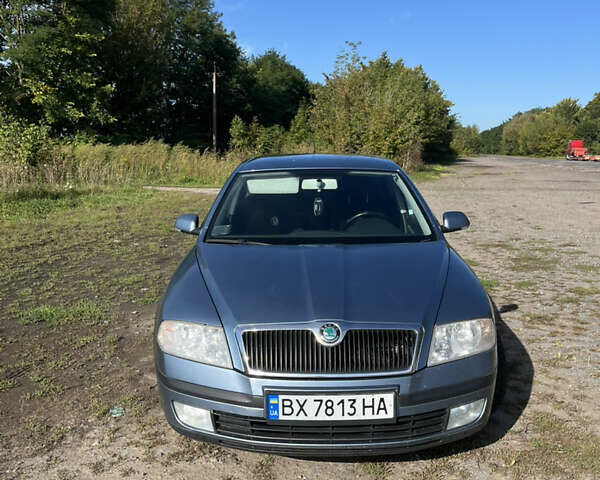 Синий Шкода Октавия, объемом двигателя 1.6 л и пробегом 210 тыс. км за 5555 $, фото 2 на Automoto.ua