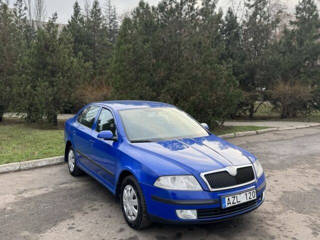 Синий Шкода Октавия, объемом двигателя 1.9 л и пробегом 250 тыс. км за 2850 $, фото 3 на Automoto.ua
