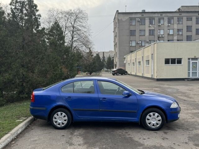 Синий Шкода Октавия, объемом двигателя 1.9 л и пробегом 250 тыс. км за 2850 $, фото 4 на Automoto.ua