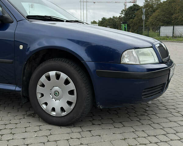 Синій Шкода Октавія, об'ємом двигуна 1.6 л та пробігом 350 тис. км за 4350 $, фото 8 на Automoto.ua