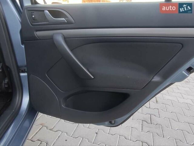 Синій Шкода Октавія, об'ємом двигуна 1.6 л та пробігом 217 тис. км за 7100 $, фото 26 на Automoto.ua