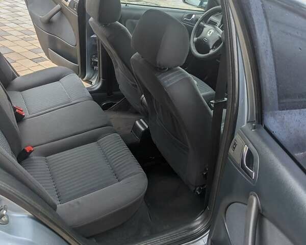 Синий Шкода Октавия, объемом двигателя 1.8 л и пробегом 270 тыс. км за 4900 $, фото 64 на Automoto.ua