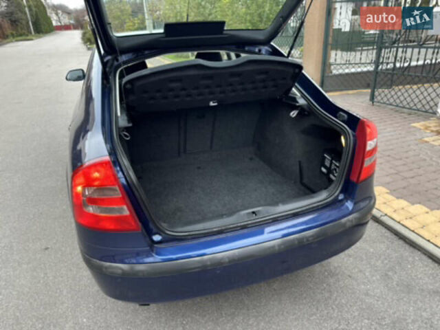 Синий Шкода Октавия, объемом двигателя 1.6 л и пробегом 223 тыс. км за 7099 $, фото 15 на Automoto.ua