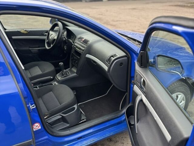 Синий Шкода Октавия, объемом двигателя 1.9 л и пробегом 250 тыс. км за 2850 $, фото 16 на Automoto.ua