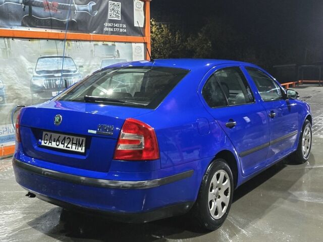 Синий Шкода Октавия, объемом двигателя 1.9 л и пробегом 250 тыс. км за 2750 $, фото 4 на Automoto.ua