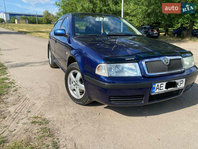 Синий Шкода Октавия, объемом двигателя 1.6 л и пробегом 180 тыс. км за 5900 $, фото 4 на Automoto.ua