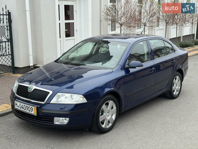 Синий Шкода Октавия, объемом двигателя 1.6 л и пробегом 223 тыс. км за 7099 $, фото 5 на Automoto.ua