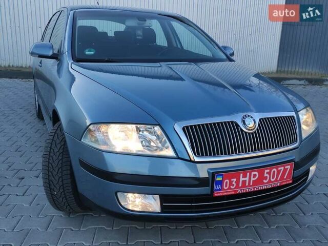 Синій Шкода Октавія, об'ємом двигуна 1.6 л та пробігом 217 тис. км за 7100 $, фото 1 на Automoto.ua