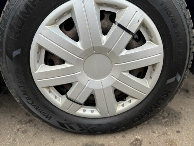 Синий Шкода Октавия, объемом двигателя 1.9 л и пробегом 250 тыс. км за 2850 $, фото 23 на Automoto.ua