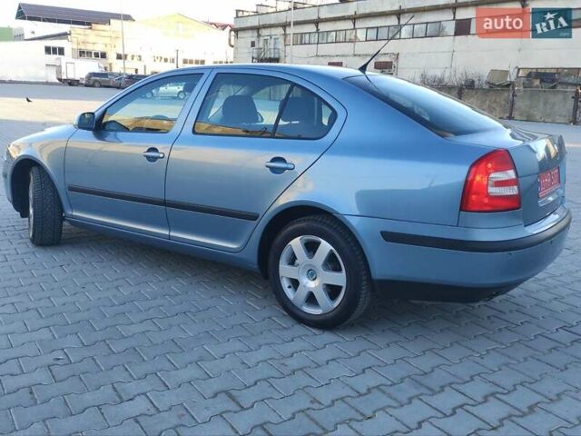 Синій Шкода Октавія, об'ємом двигуна 1.6 л та пробігом 217 тис. км за 7100 $, фото 5 на Automoto.ua