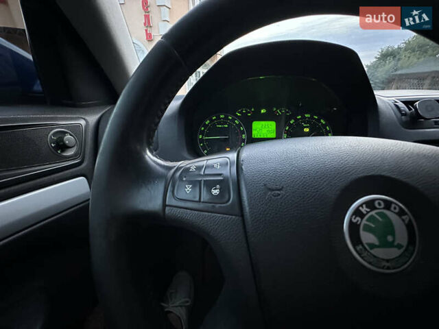 Синій Шкода Октавія, об'ємом двигуна 1.98 л та пробігом 312 тис. км за 5800 $, фото 33 на Automoto.ua