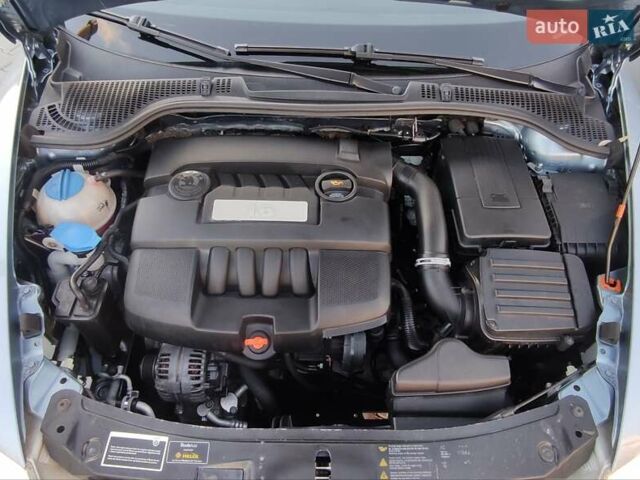 Синій Шкода Октавія, об'ємом двигуна 1.6 л та пробігом 217 тис. км за 7100 $, фото 30 на Automoto.ua