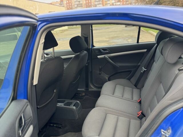 Синий Шкода Октавия, объемом двигателя 1.9 л и пробегом 250 тыс. км за 2850 $, фото 20 на Automoto.ua